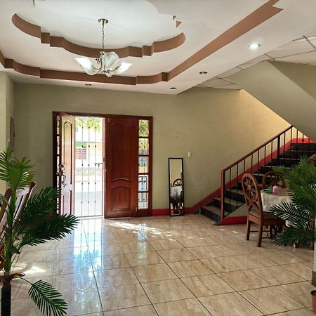 Villalobos Hotel Managua Exteriör bild