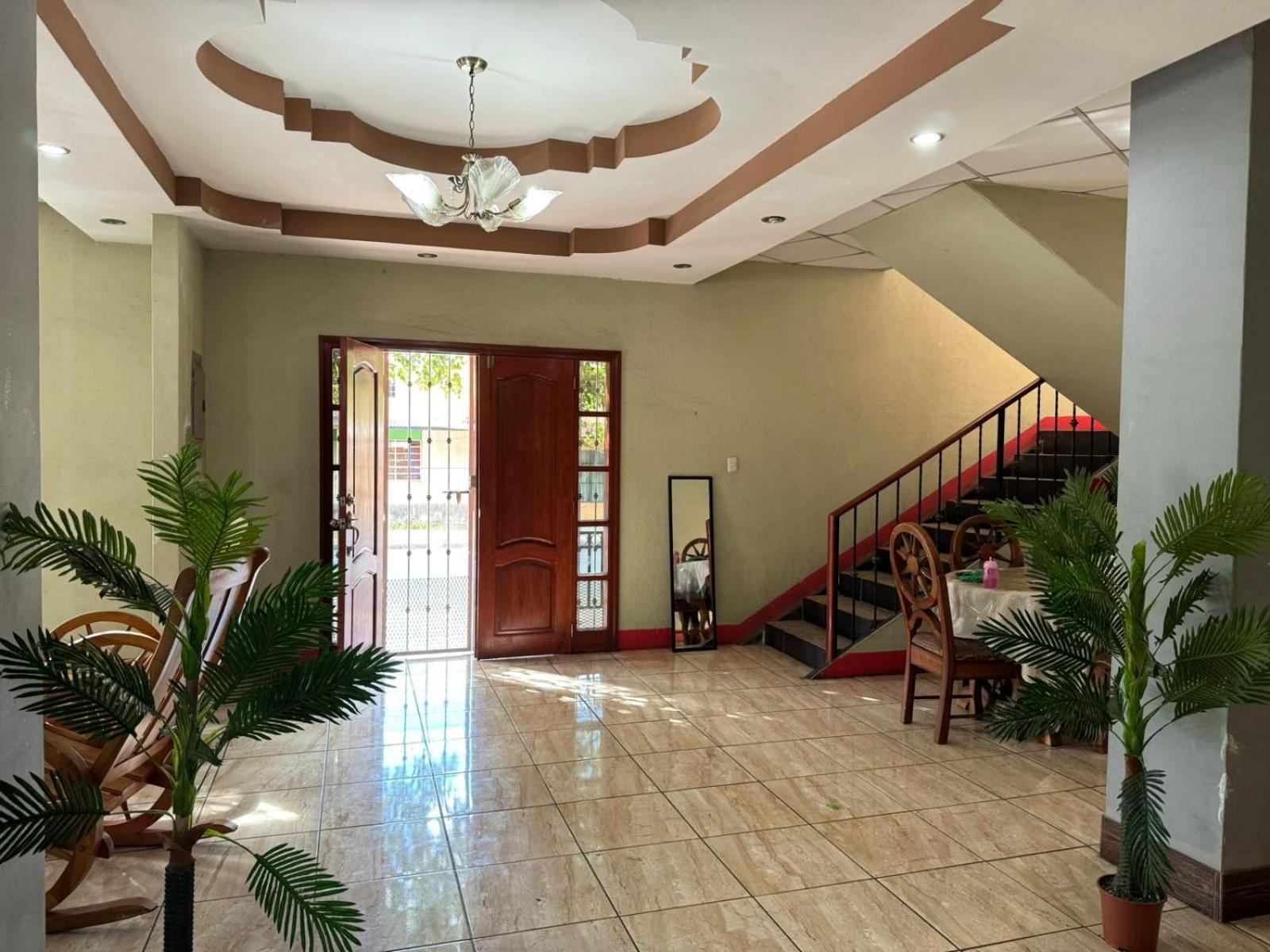 Villalobos Hotel Managua Exteriör bild